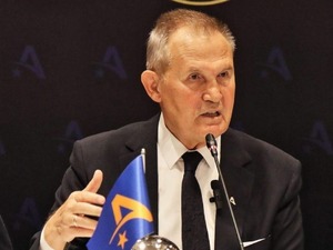 Konut kredilerinde d&uuml;ş&uuml;ş olacak mı? &Ccedil;etinsaya beklentisini a&ccedil;ıkladı