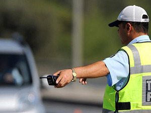 İstanbul'da bazı yollar trafiğe kapatıldı! İşte alternatif g&uuml;zergahlar