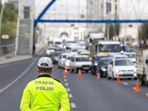 İstanbul ve Ankara'da bazı yollar trafiğe kapatıldı
