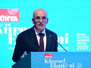Bakan Şimşek'ten &ouml;nemli a&ccedil;ıklamalar! Tarih verdi: "2026'da faiz dışı fazla vereceğiz"