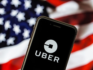 Uber hissesi neden yatırımcıların yakından izlediği bir şirket? Şehir i&ccedil;inde ulaşım alışkanlıklarını değiştiren model