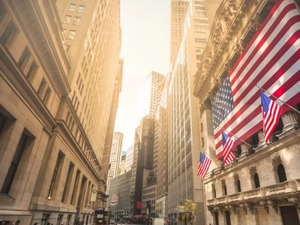 New York borsası b&uuml;y&uuml;me verisinin ardından d&uuml;ş&uuml;şle a&ccedil;ıldı