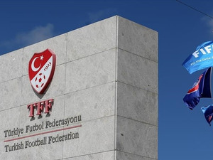 Futbolda bahis skandalı! PFDK cezaları a&ccedil;ıkladı