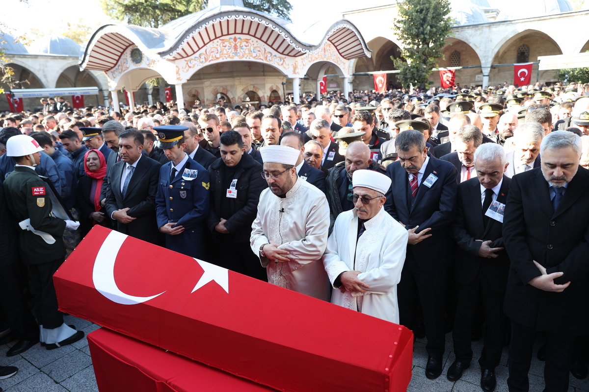 T&uuml;rkiye şehitlerini son yolculuğuna uğurladı, G&ouml;rsel 22