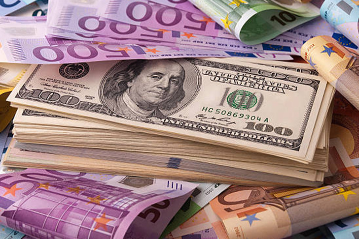 ING'den dikkat &ccedil;eken euro tahmini! Kritik veriyi işaret etti: "Dolar karşısında y&uuml;kselebilir"