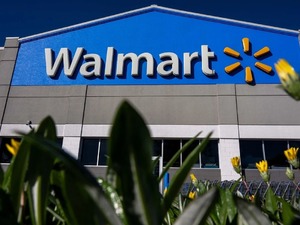 Walmart, &uuml;&ccedil;&uuml;nc&uuml; &ccedil;eyrekte beklentileri aştı
