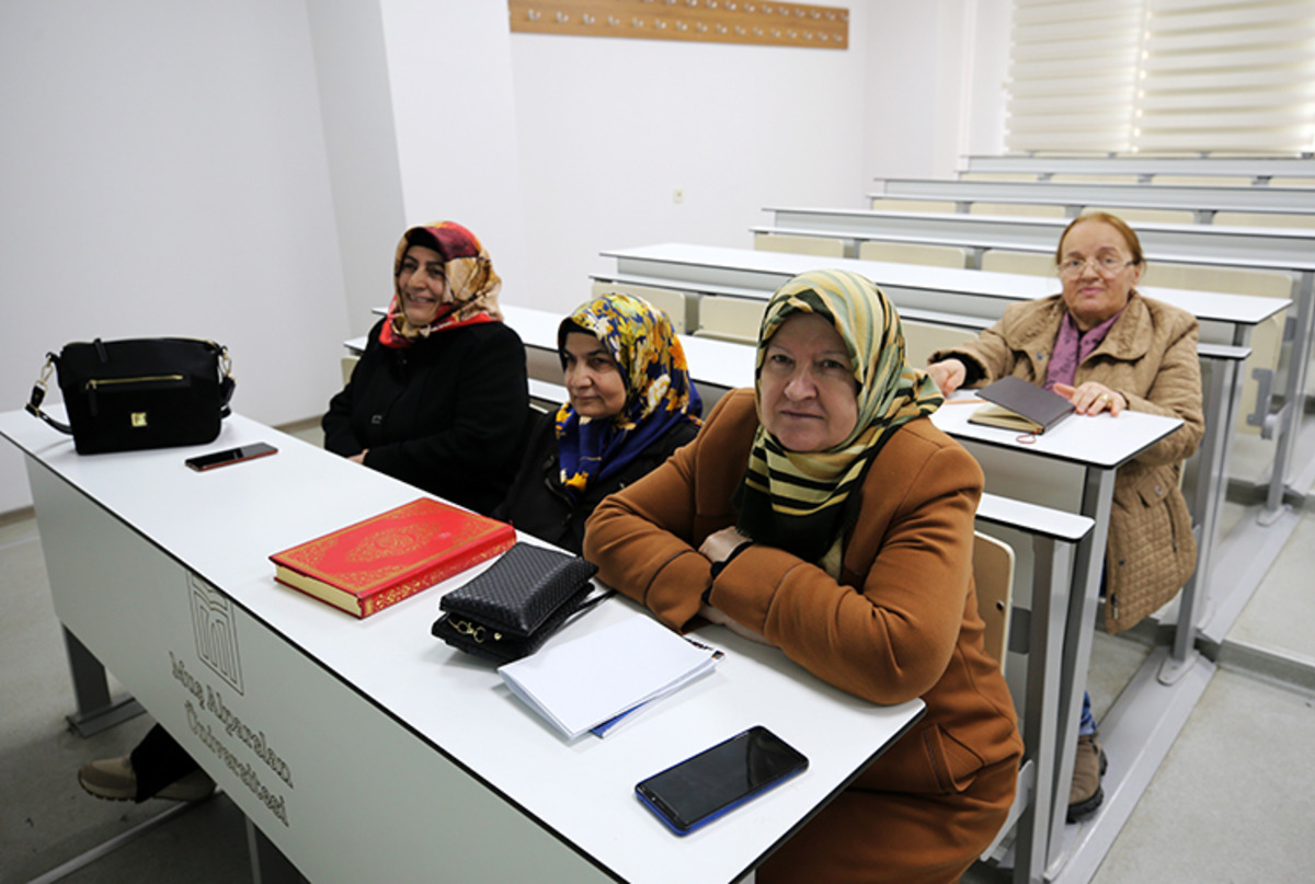 60 yaş üstü vatandaşlara üniversite müjdesi: Online hak tanındı!, Görsel 2