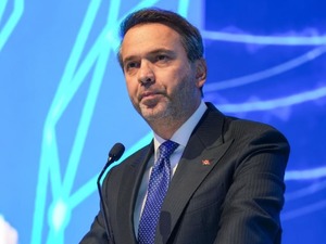 Bakan Bayraktar a&ccedil;ıkladı! Enerjide 6 milyar dolarlık dev finansman 
