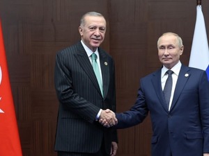 Cumhurbaşkanı Erdoğan, Rus lider Putin ile g&ouml;r&uuml;şt&uuml;