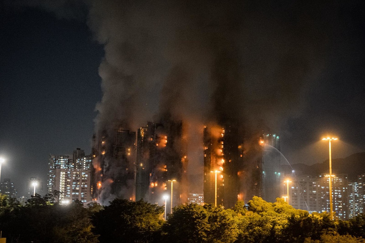 Hong Kong da yangın faciası! &Ouml;lenlerin sayısı 94 e y&uuml;kseldi, G&ouml;rsel 5