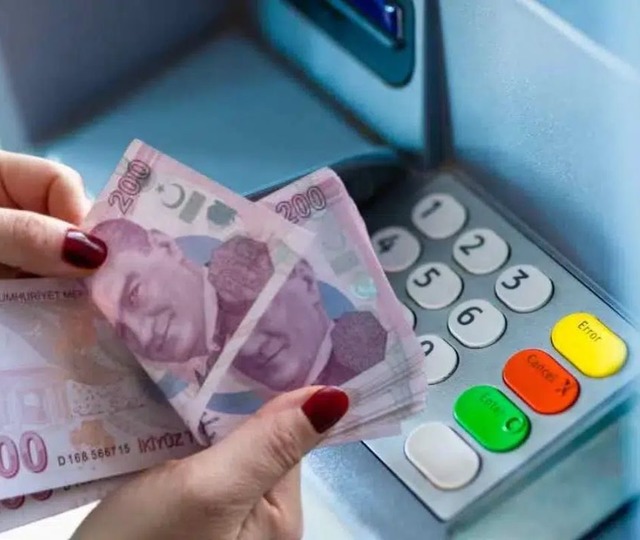ATM&rsquo;lerde yeni d&ouml;nem: Bankamatikler artık o paraları vermiyor