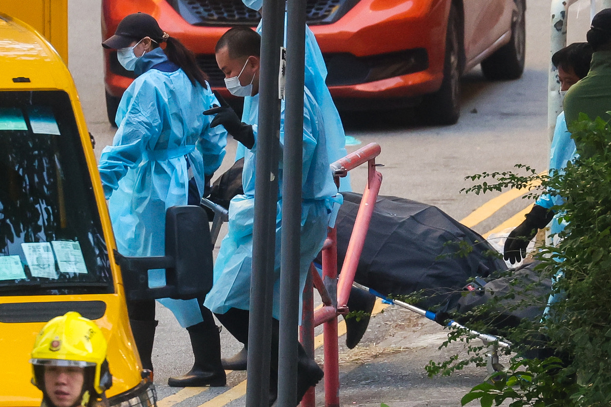Hong Kong da yangın felaketi! Ölenlerin sayısı 146 ya yükseldi, Görsel 1