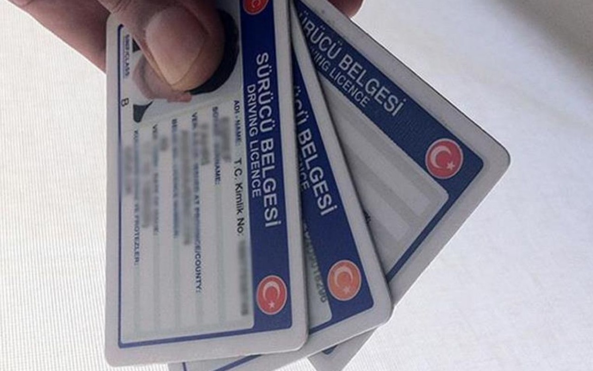 Ehliyetlerde yaşa g&ouml;re yenileme s&uuml;releri kısalıyor, G&ouml;rsel 1