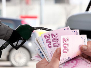 Akaryakıt tabelası yeniden değişti! İndirimlerin ardından bu kez zam geldi (4 Aralık 2025 g&uuml;ncel benzin, lpg, motorin fiyatları)