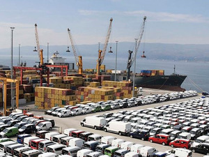 Dış ticaret verileri a&ccedil;ıklandı! 3,8 milyar dolarla en fazla ihracat yapan sekt&ouml;r belli oldu
