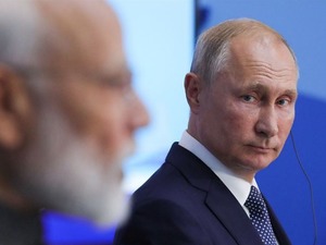 Putin geri adım atmıyor: Hindistan ile enerji sevkiyatı s&uuml;recek