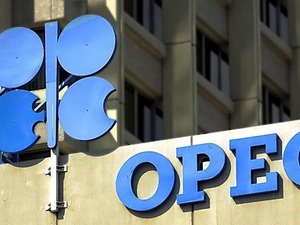 OPEC+&rsquo;tan Petrol Piyasasına &lsquo;İnce Ayar&rsquo;: Kademeli Artış Başlıyor, Ancak "Mola" Kapıda