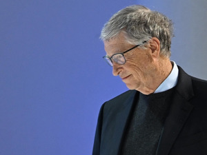 Bill Gates "D&ouml;n&uuml;m noktası olacak" diyerek a&ccedil;ıkladı! "Y&uuml;zde 95'inden fazlası azaltılabilir"