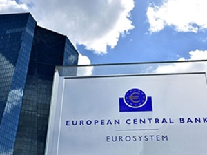 ECB, k&uuml;&ccedil;&uuml;k bankalar i&ccedil;in daha basit kurallar &ouml;nerisinde bulunacak