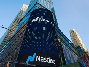 Nasdaq 100'de b&uuml;y&uuml;k değişim! Strategy yerini korudu