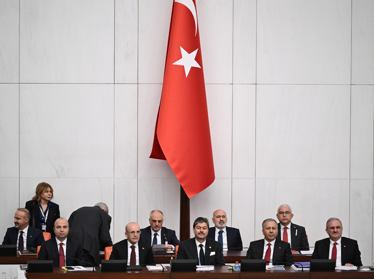 Bakan Şimşek ten enflasyon mesajı: "&Ccedil;alışan ve emeklinin yanında olduk", G&ouml;rsel 1