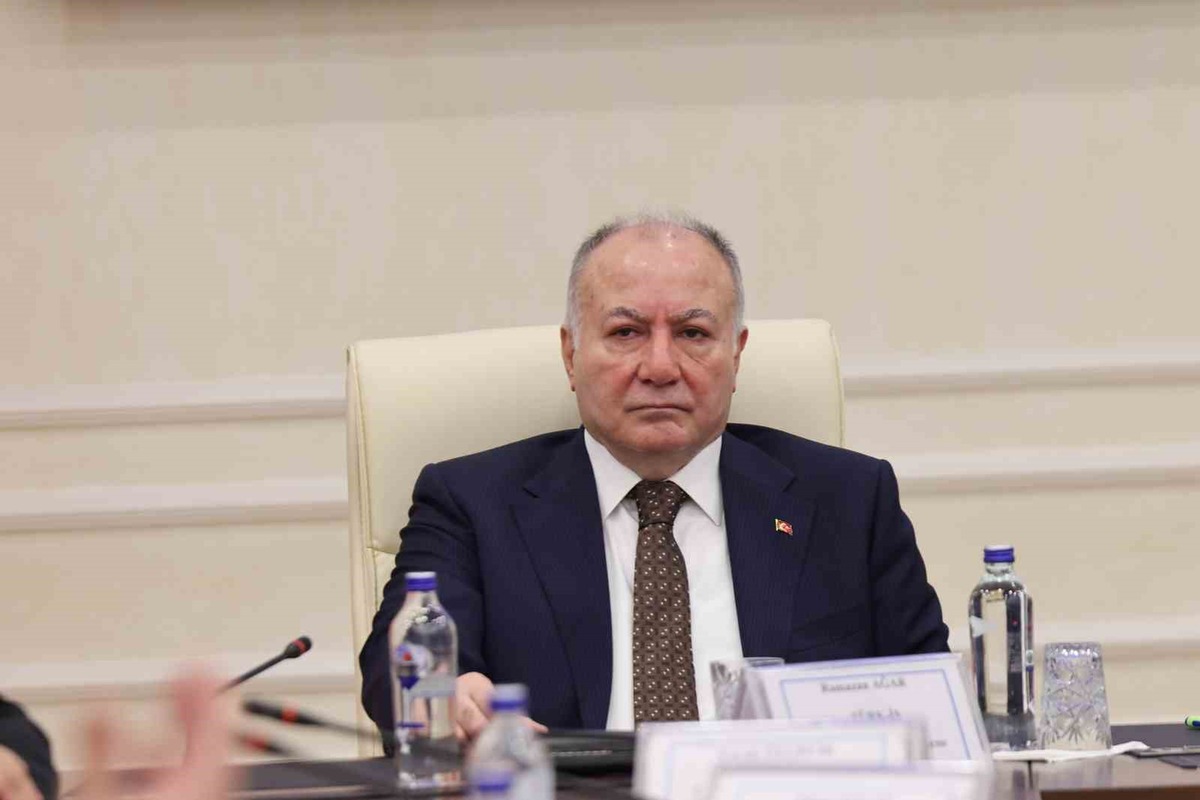 Bakan Işıkhan "Taraflarla g&ouml;r&uuml;ş&uuml;yoruz" demişti! T&uuml;rk-İş ten yanıt: "Bizimle kimse g&ouml;r&uuml;şmedi", G&ouml;rsel 3