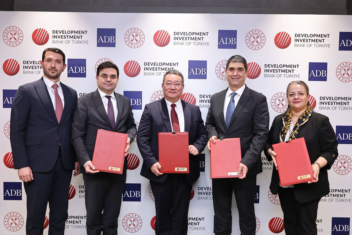 TKYB ve Asya Kalkınma Bankası ndan 325 milyon dolarlık kredi anlaşması, Görsel 1