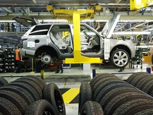 Uygun fiyatlı otomobil markasında &uuml;retime ara veriliyor!