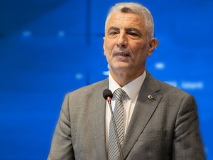 Ticaret Bakanı Bolat: "Hedef 5 milyar dolarlık ticaret hacmi"