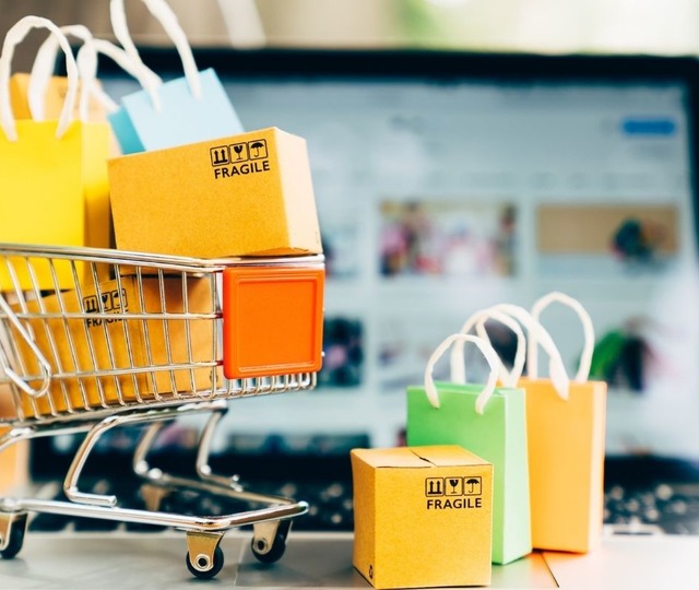 Online alışveriş yapanlara m&uuml;jde! 5 &uuml;r&uuml;nde iade hakkı geri geldi