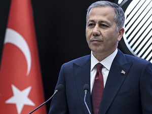 Bakan Yerlikaya duyurdu! 28 ilde FET&Ouml; operasyonu: 76 kişi yakalandı