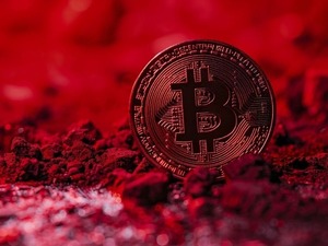 Bitcoin tatile kırık karneyle giriyor!
