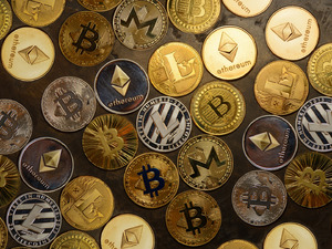 2026 boğasının gizli cevherleri: Bitcoin yerinde sayarken y&uuml;kselecek 5 altcoin!