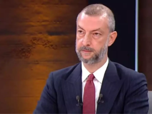 G&uuml;rkaynak "A&ccedil;ık A&ccedil;ık" Konuştu: "Bu Maliye Politikası Enflasyonu D&uuml;ş&uuml;rmez, Azdırır"