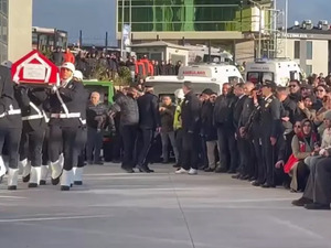 Şehitlerimize son g&ouml;rev! T&uuml;rkiye şehitlerini uğurluyor...
