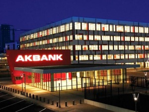 Akbank, 1,45 Milyar TL&rsquo;lik Takipteki Alacağını Sattı