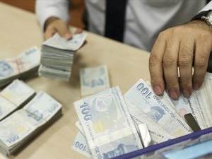 Emekli ve memurun g&ouml;z&uuml; zamda! Milyonlar i&ccedil;in geri sayım başladı