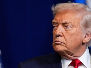 D&uuml;nya diken &uuml;st&uuml;nde! Trump'tan 5 &uuml;lkeye tehdit: Peş peşe sıraladı