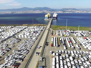 T&uuml;rkiye otomotiv sekt&ouml;r&uuml; 2025'te ihracat rekoru kırdı