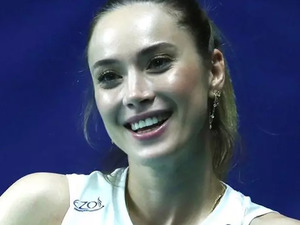 G&ouml;zaltına alınan voleybolcu Derya &Ccedil;ayırgan kimdir?