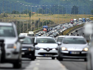 Trafiğe kaydı yapılan ara&ccedil; sayısı ge&ccedil;en yıl 2 milyonu aştı