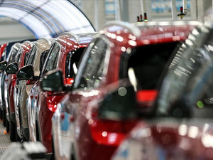 Otomobilde indirim yapan yandı! 'Ağır cezalar' kapıda: &Ccedil;in'den net uyarı