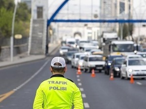 İstanbul'da hangi yollar trafiğe kapalı olacak?