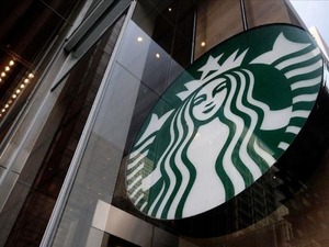 Starbucks şube sayısını azaltıyor!