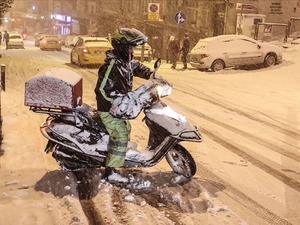 İstanbul Valiliğinden ağır taşıtlar ve kuryelere ilişkin a&ccedil;ıklama