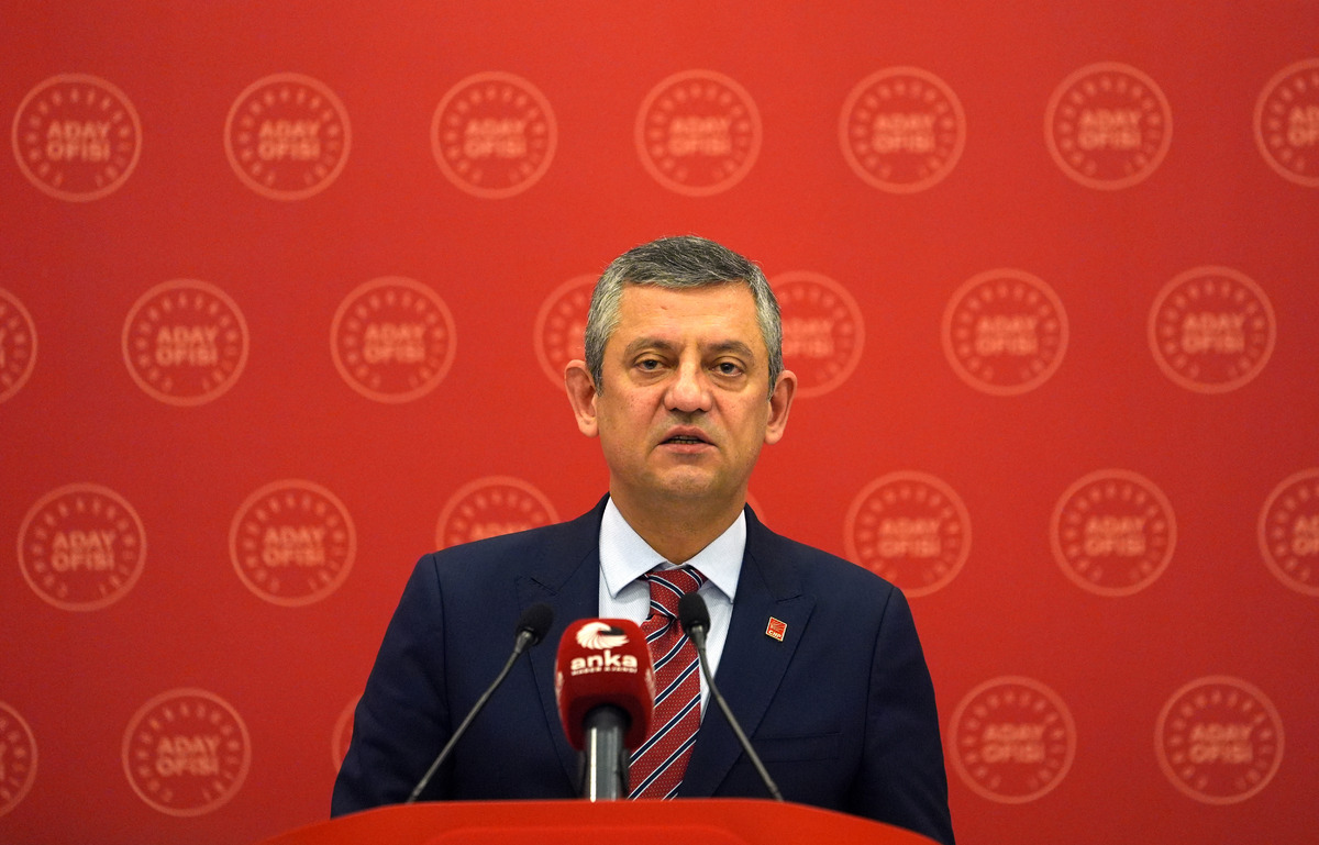 &Ouml;zg&uuml;r &Ouml;zel&rsquo;den Erdoğan&rsquo;a: "Hatay&rsquo;ı birlikte gezelim", G&ouml;rsel 1