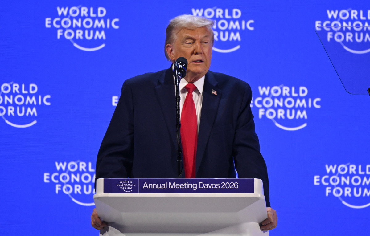 ABD Başkanı Trump tan Davos Zirvesi nde &ccedil;ok konuşulacak s&ouml;zler! Gr&ouml;nland ı işaret etti: "Geri vermek hataydı", G&ouml;rsel 1
