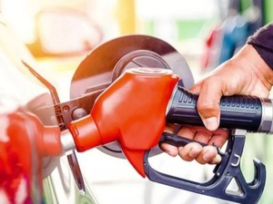 Ara&ccedil; sahipleri dikkat! Akaryakıtta bir zam daha bekleniyor