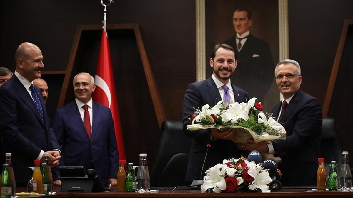 Eski TCMB Başkanı Naci Ağbal, Aksa Enerji’nin kaptan köşküne geçti, Görsel 2