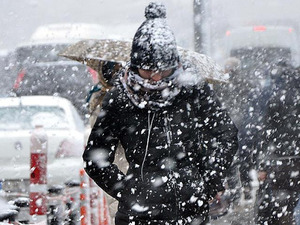 AKOM uyardı! İstanbul'a kar geri d&ouml;n&uuml;yor: Tarih verildi
